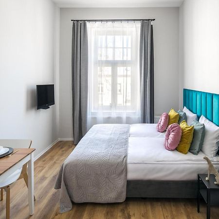 Horizon Park Aparthotel Краков Экстерьер фото